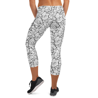 Monochrome Contrast Mid-Rise Capri Leggings