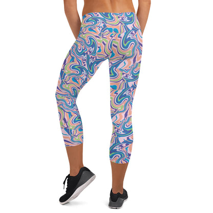 Marble Wave Mid-Rise Capri Leggings