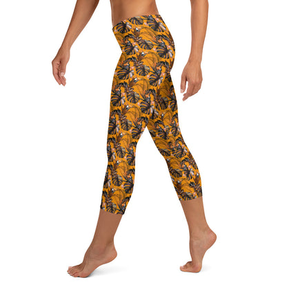 Sunlit Foliage Mid-Rise Capri Leggings