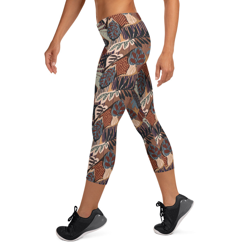 Garden Graffiti Mid-Rise Capri Leggings