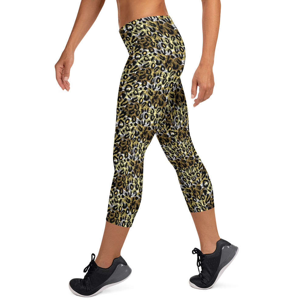 Wild Streak Mid-Rise Capri Leggings