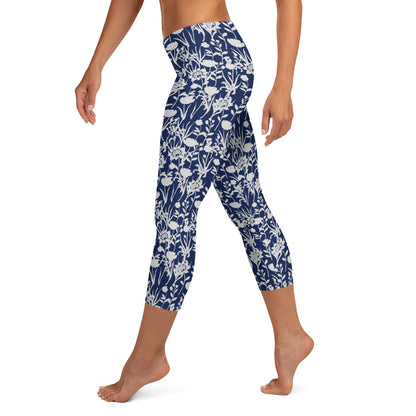 Breezy Botanics Mid-Rise Capri Leggings