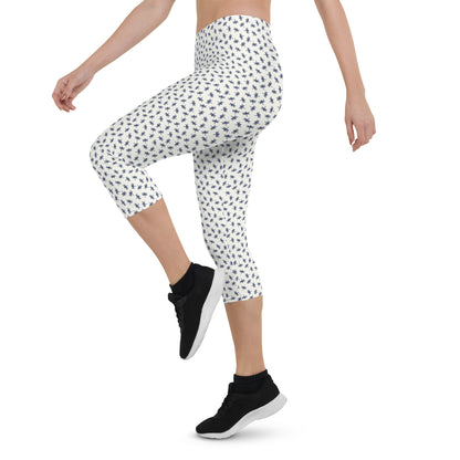 Bug Safari Mid-Rise Capri Leggings