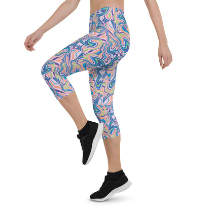 Marble Wave Mid-Rise Capri Leggings