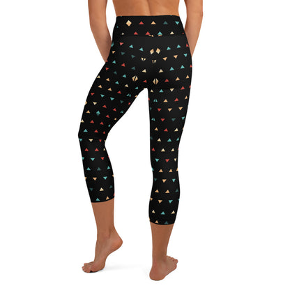 Scattered Pattern Black Yoga Capri Leggings