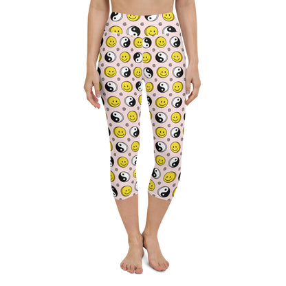 Perfect Smiley Print High-Waisted Yoga Capri Leggings