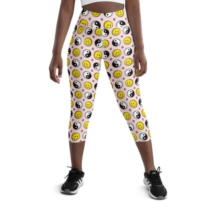 Perfect Smiley Print High-Waisted Yoga Capri Leggings