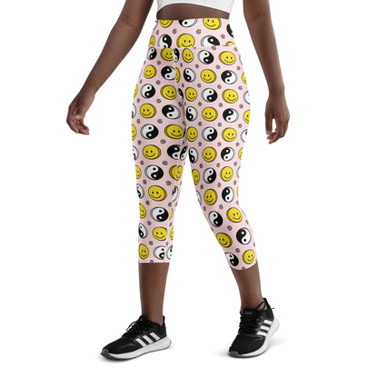 Perfect Smiley Print High-Waisted Yoga Capri Leggings